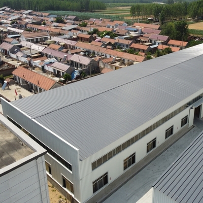 Construção de estruturas pré-fabricadas de aço para a construção de oficinas de armazém