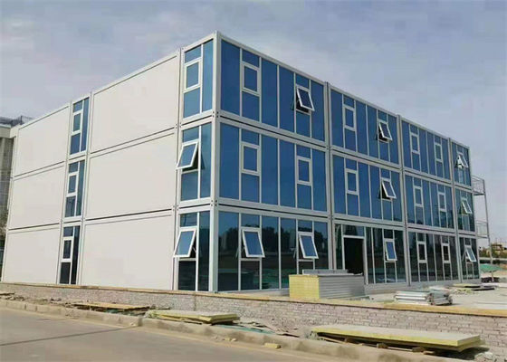 Casa de contêineres pré-fabricada Estrutura galvanizada Painel de lã de vidro