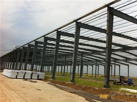 50 anos de pintura Edifícios pré-fabricados de estrutura de aço para agricultura