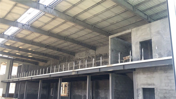 Construção industrial pré-fabricada Estrutura de aço leve Edifício de armazém Secção H Produção da China