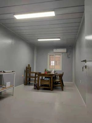 Casa contêiner pré-fabricada de aço galvanizado à prova de fogo com vida útil de 25 anos