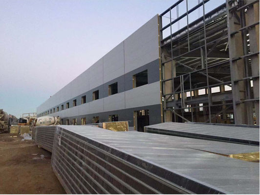 Armazém de estruturas pré-fabricadas de aço com vida útil de 50 anos Q235B Q355B