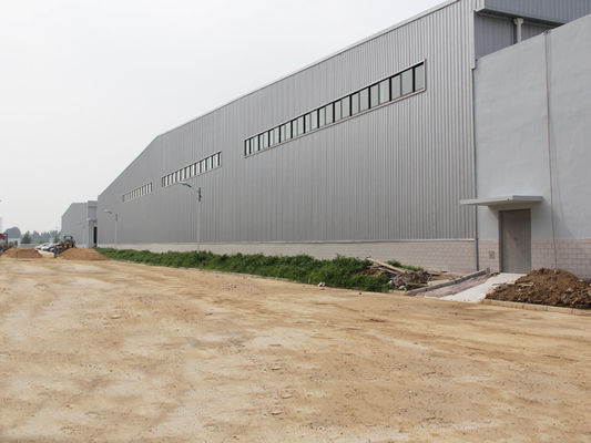 Armazém pré-fabricado de estrutura de aço de grande vão Q235B Q355B