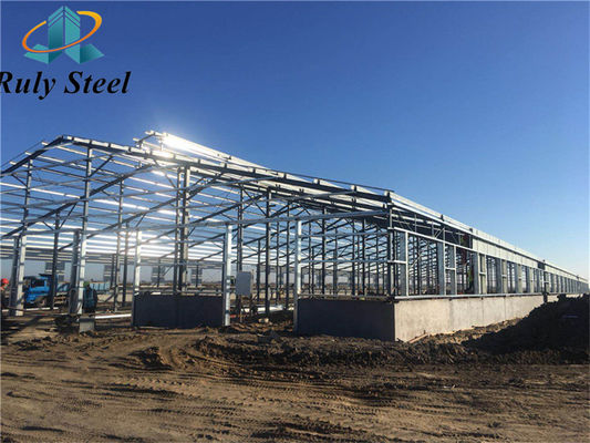 Estruturas pré-fabricadas de aço Armazém de metal Oficina de fábrica Edifícios para grandes quantidades