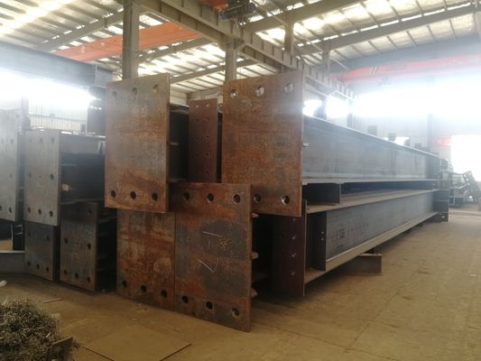 Alkyd / Epoxy pintado / membros de estrutura de aço galvanizado GB UB ASTM Standard