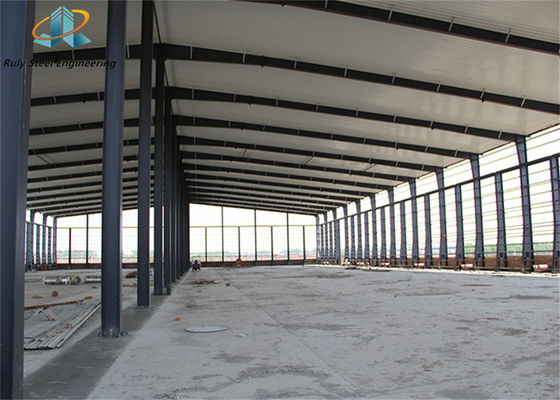 Fabricação de estruturas pré-fabricadas de aço