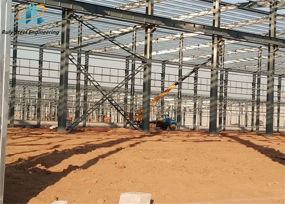 Armazém de cimento Espaço grande Estruturas pré-fabricadas de aço Edifícios Materiais de construção Oficina de metal pré-fabricado