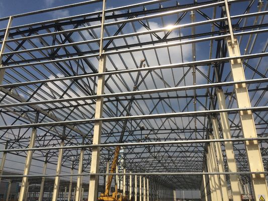 Fabricação de estruturas de aço de construção modular para operações de fabrico