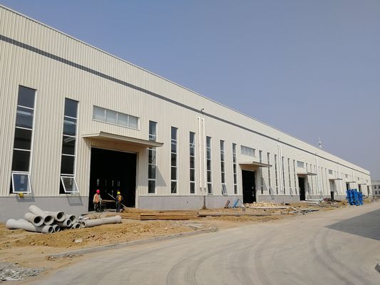 Construção de estruturas metálicas e aço pré-fabricadas
