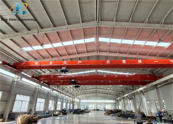 Armazém de armazenagem de estruturas pré-fabricadas de aço de baixo custo com armazém de projeto de edifícios industriais