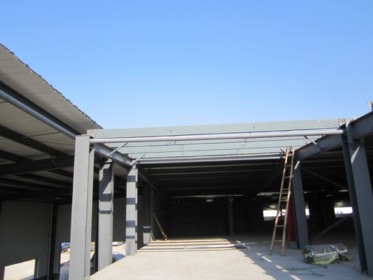 Armazenamento Quadro de metal painel de sanduíche leve Estrutura de edifícios pré-fabricados pintura aço galvanizado armazém de construção