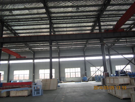 Construção de estrutura de aço pré-fabricada Fácil de montar Construção corrugada de metal Estrutura de aço Armazém