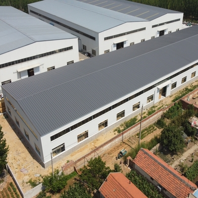 Construção de estruturas pré-fabricadas de aço para a construção de oficinas de armazém