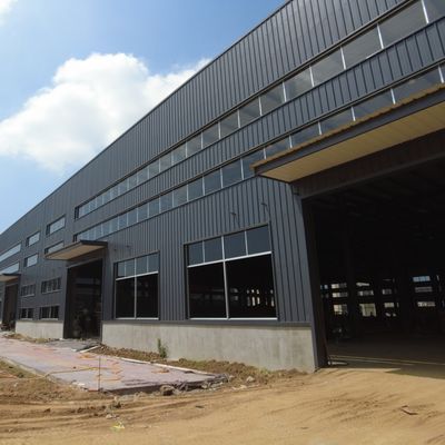 Edifício de Escritório em Aço Leve com Estrutura Metálica Pré-Fabricada