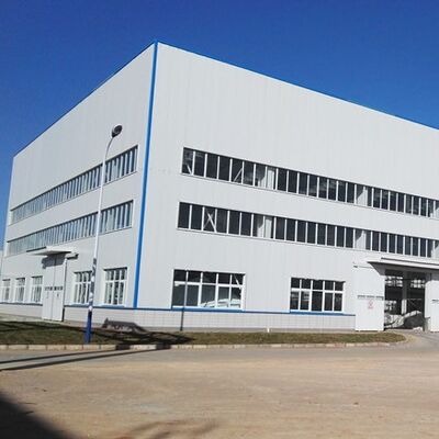 Armazém pré-fabricado de estrutura de aço grande de alta resistência e fácil montagem antiferrugem para logística