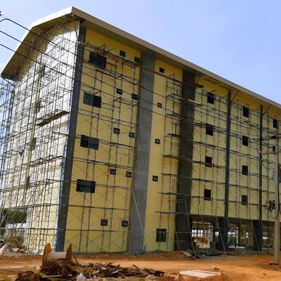 Construção de um hotel de estruturas de aço pré-fabricadas de vários andares, com proteção sísmica