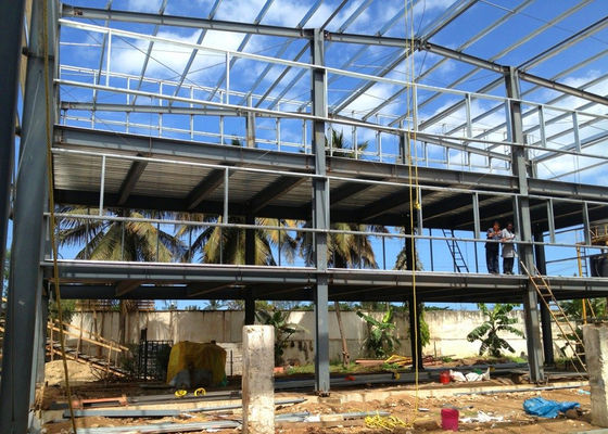 Edifício de escritórios de aço de vários andares pré-fabricado com parede de cortina de vidro