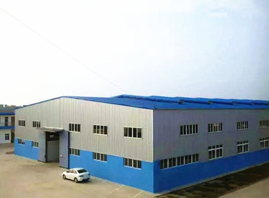 Quadro de portal pré-fabricado pré-montado Oficina de aço Edifício de armazenamento Garagem Construção de secção laminada a quente