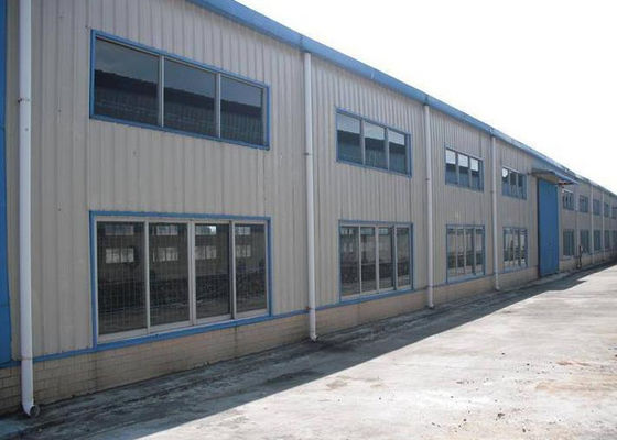 Estruturas pré-fabricadas de aço à prova de fogo