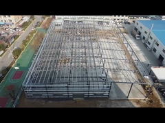 Salão de exposições de automóveis